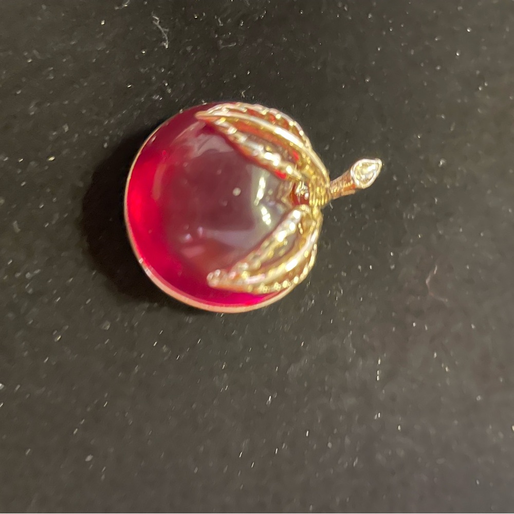 Brooches - Picture 2 of 4